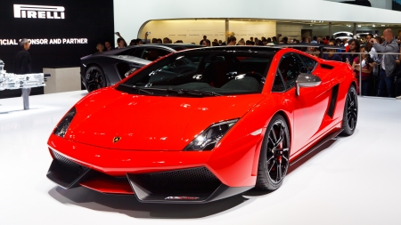 From Muscle Cars to Supercars: A Look at American Celebrities’ Favorite Rides